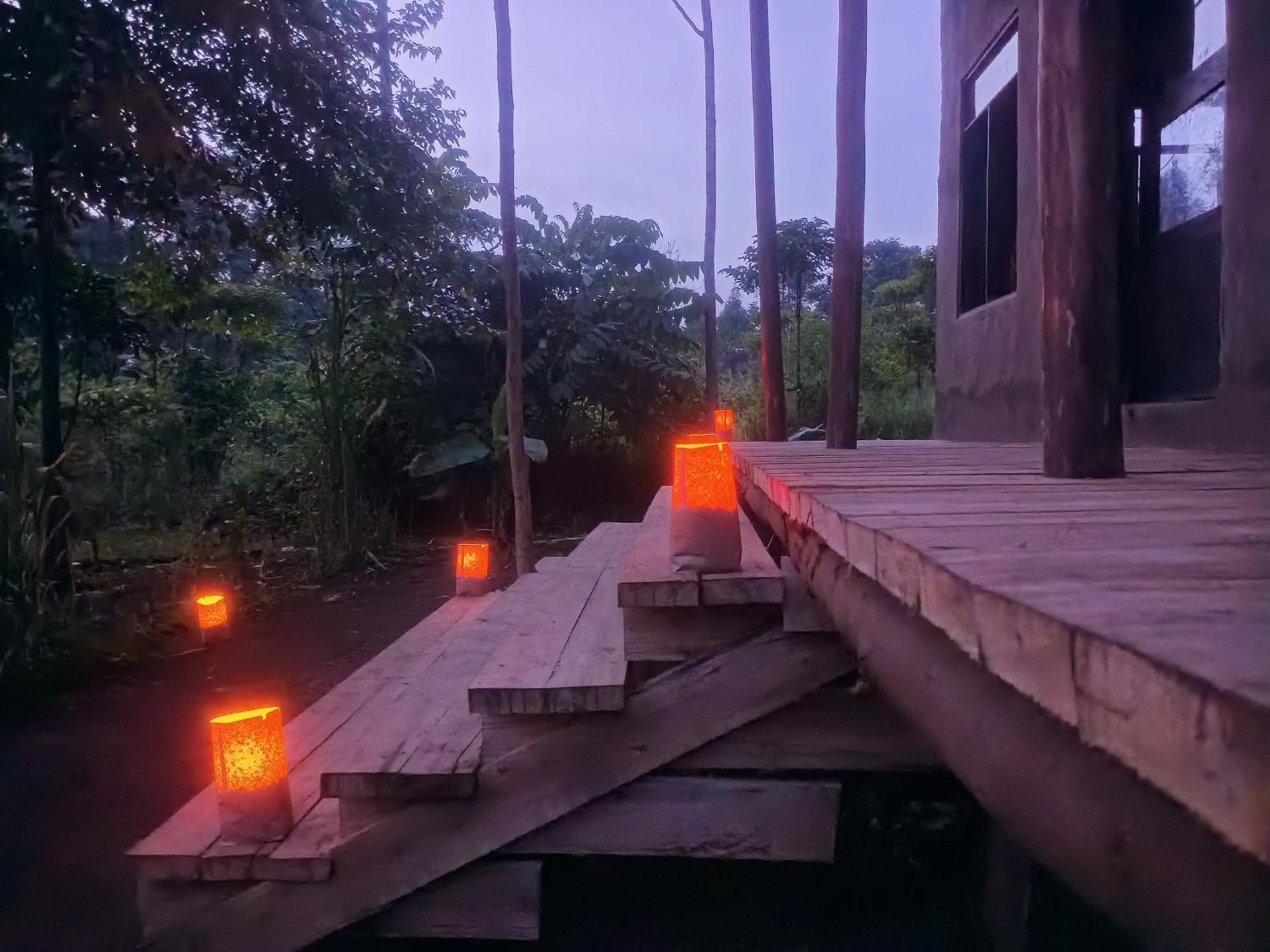 Вилла Kibale River Camp Lake Nyabikere Экстерьер фото